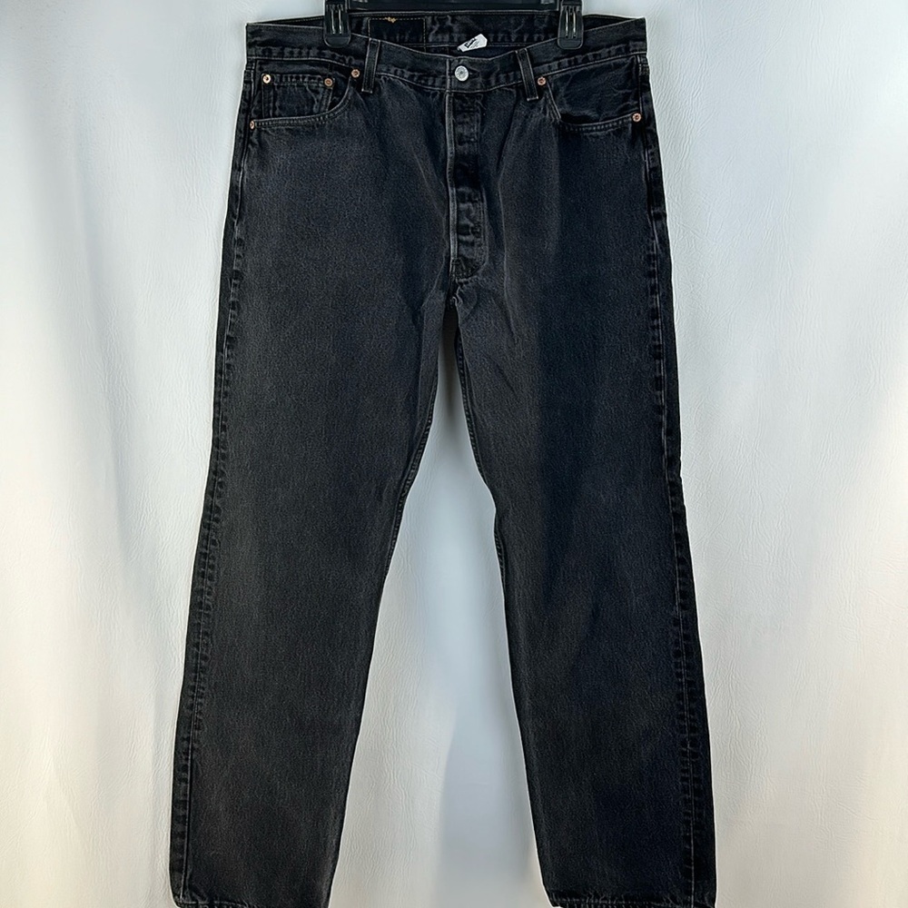 Levi’s 501 Black Washed Denim Jeans, 40x34 - Picture 1 of 8